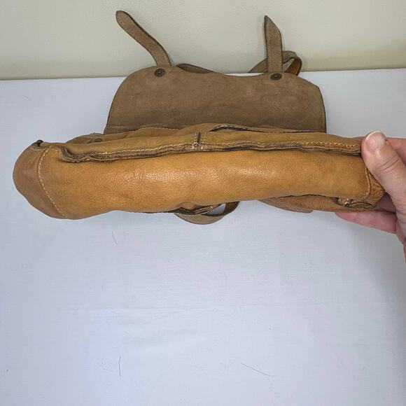 Patricia Nash Leather Studded Messenger Shoulder Bag Camel - Picture 6 of 16